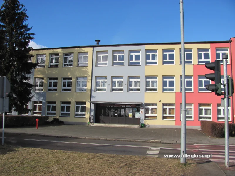 Zespol Szkol Drogowo Geodezyjnych Jaroslaw Zespol Szkol Nr 2 - Szamotuly. Photo 5485 / 6525